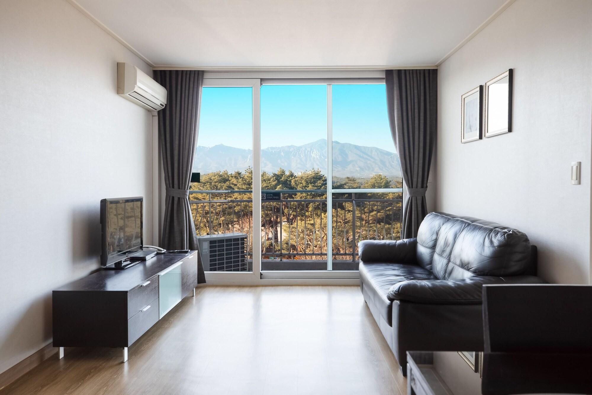 Kensington Resort Seorak Beach Szokcsho Kültér fotó
