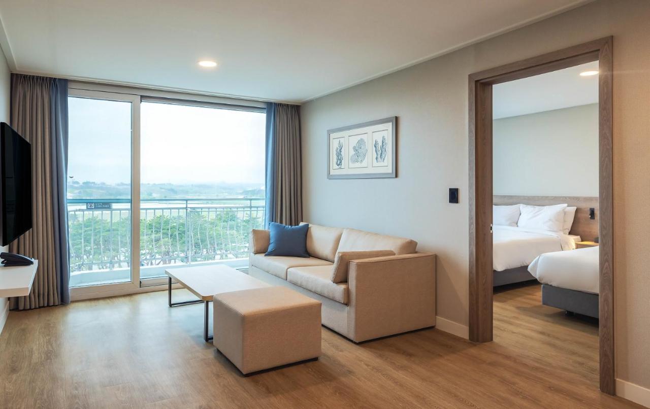 Kensington Resort Seorak Beach Szokcsho Kültér fotó