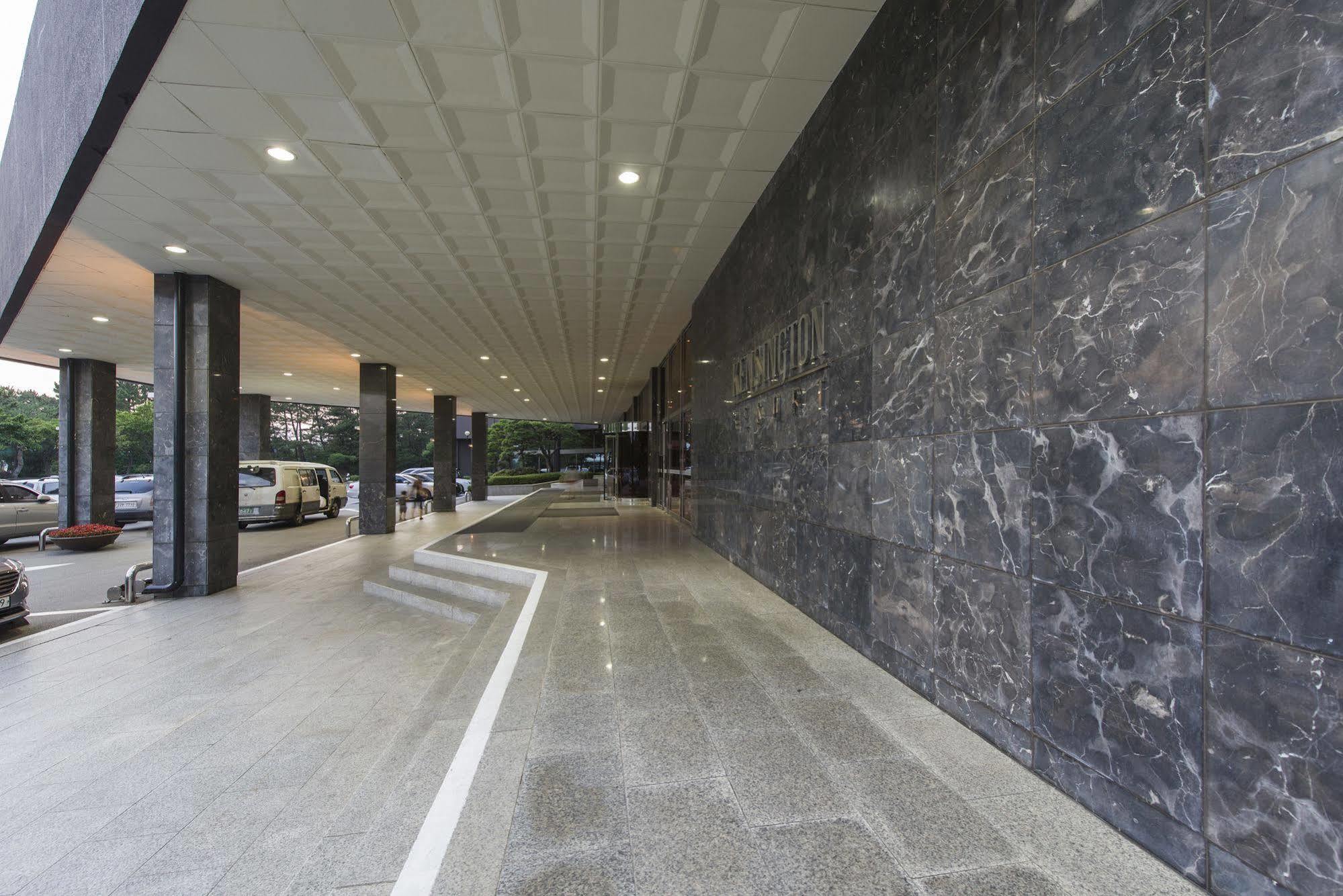 Kensington Resort Seorak Beach Szokcsho Kültér fotó